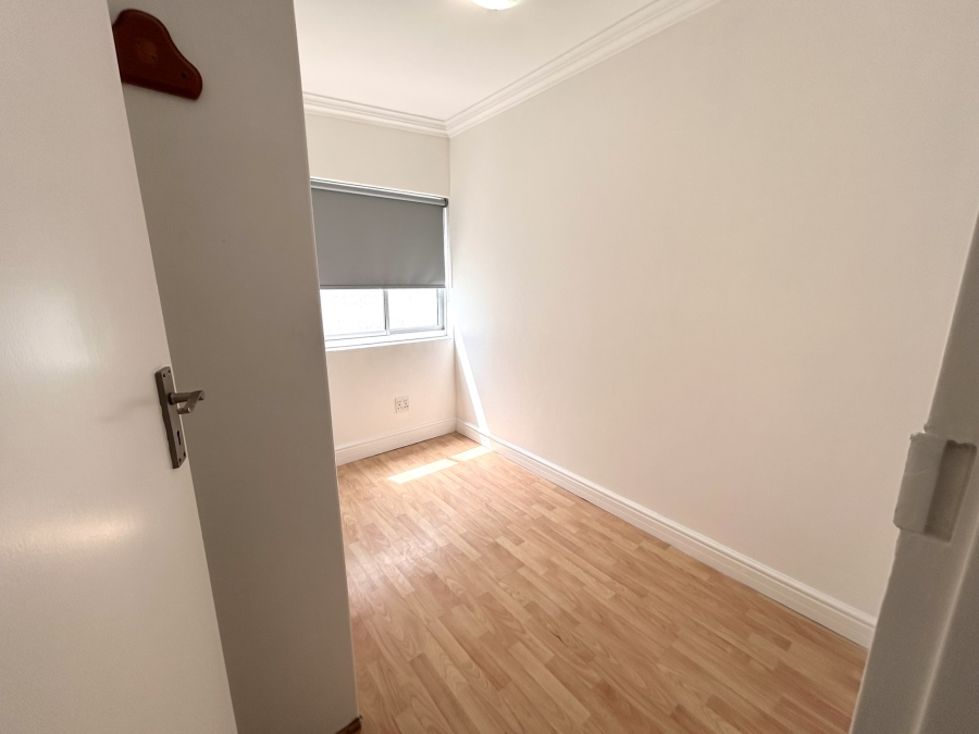 To Let 3 Bedroom Property for Rent in Beachfront Western Cape